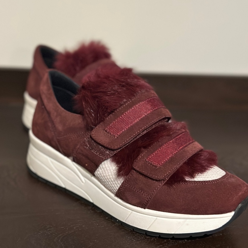Renvy size 39 shoes